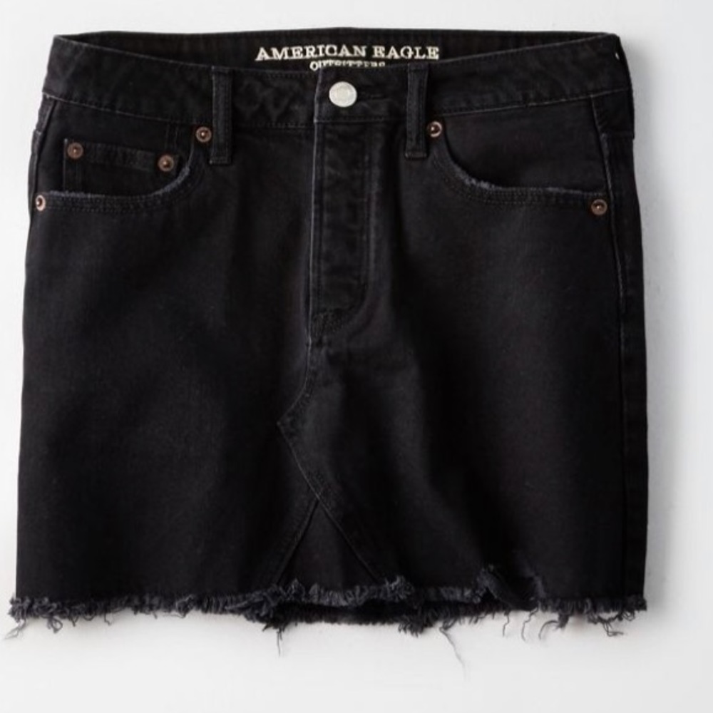 NWT BLACK DENIM AMERICAN EAGLE SKIRT